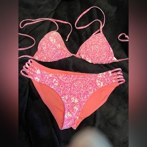 Vineyard, vines, pink, and white bikini, size medium